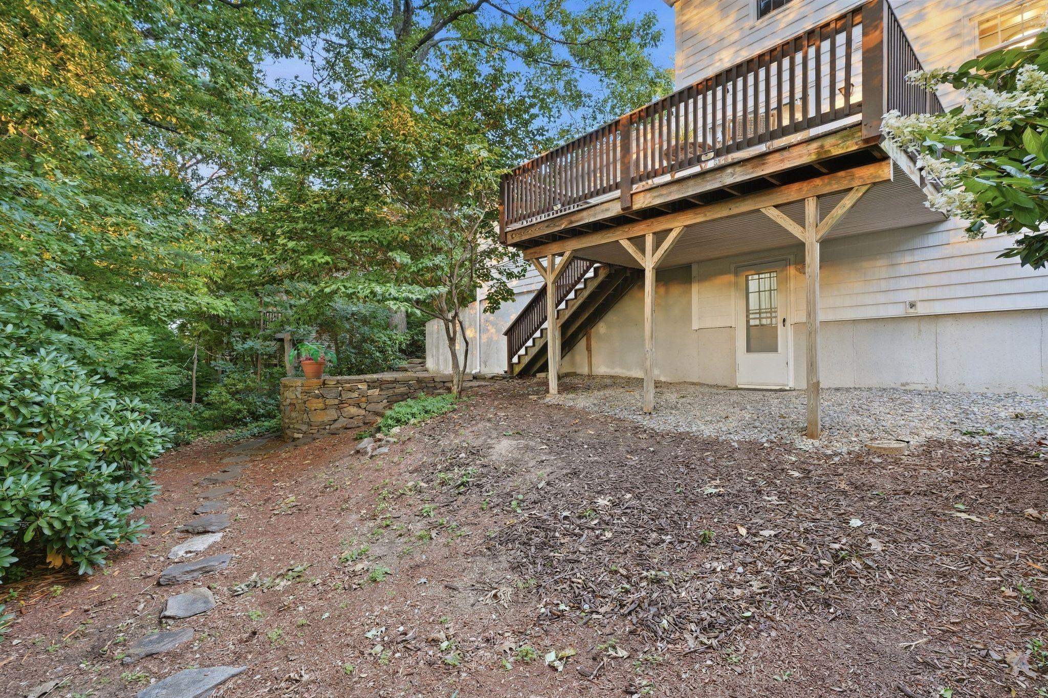 15 Warton Road Nashua, NH 03062 - Photo 34 of 37 Gallery Image 34