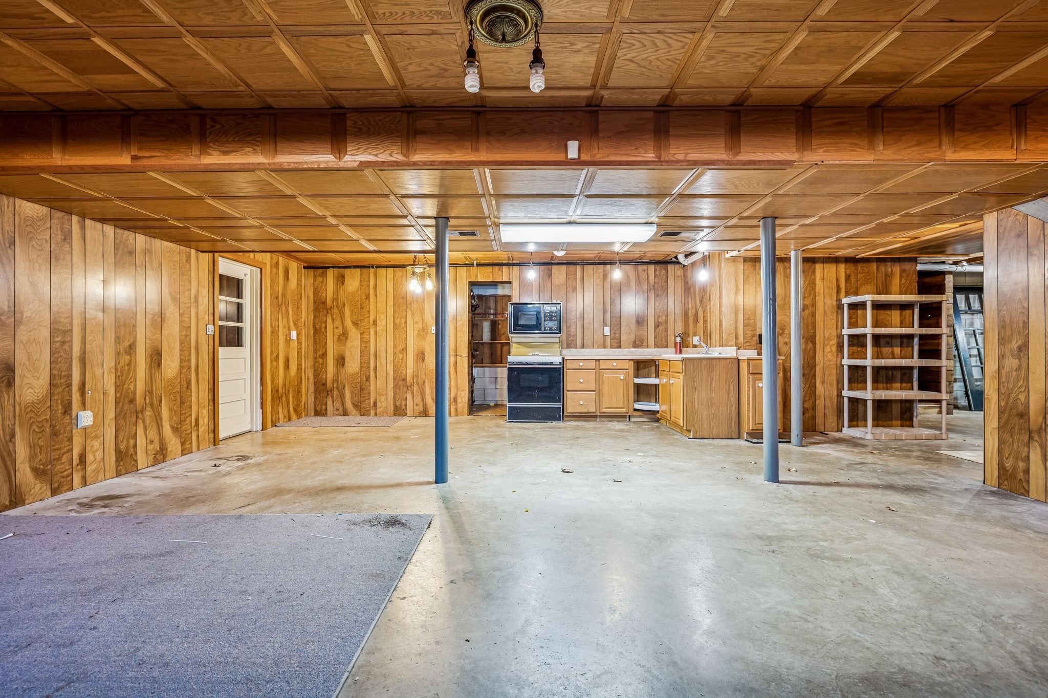 5414 Hill Rd Circle Nashville, TN 37220 - Photo 34 of 51 a view of an empty room with a garage
