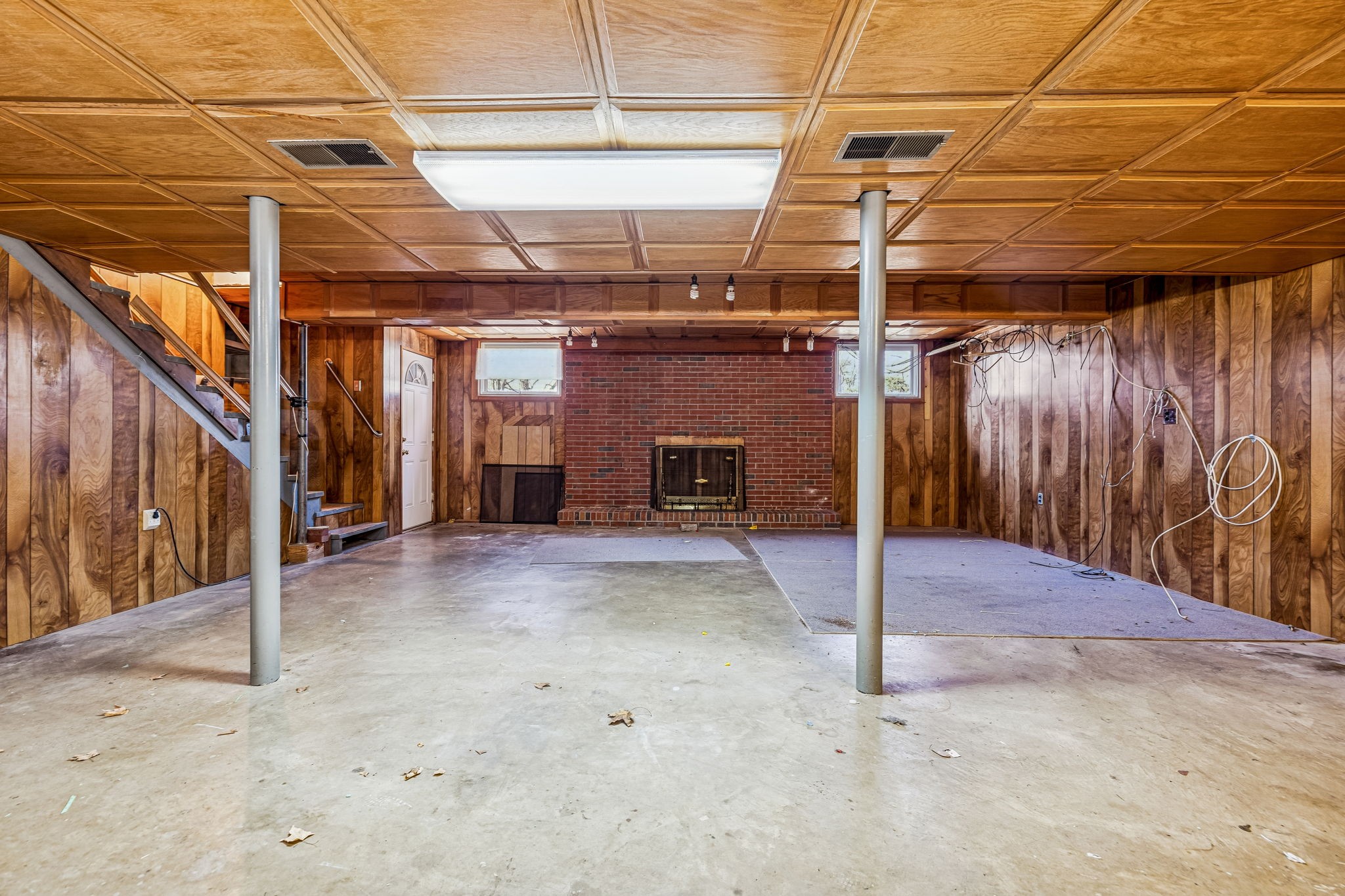 5414 Hill Rd Circle Nashville, TN 37220 - Photo 36 of 51 a view of empty room with wooden floor and fan
