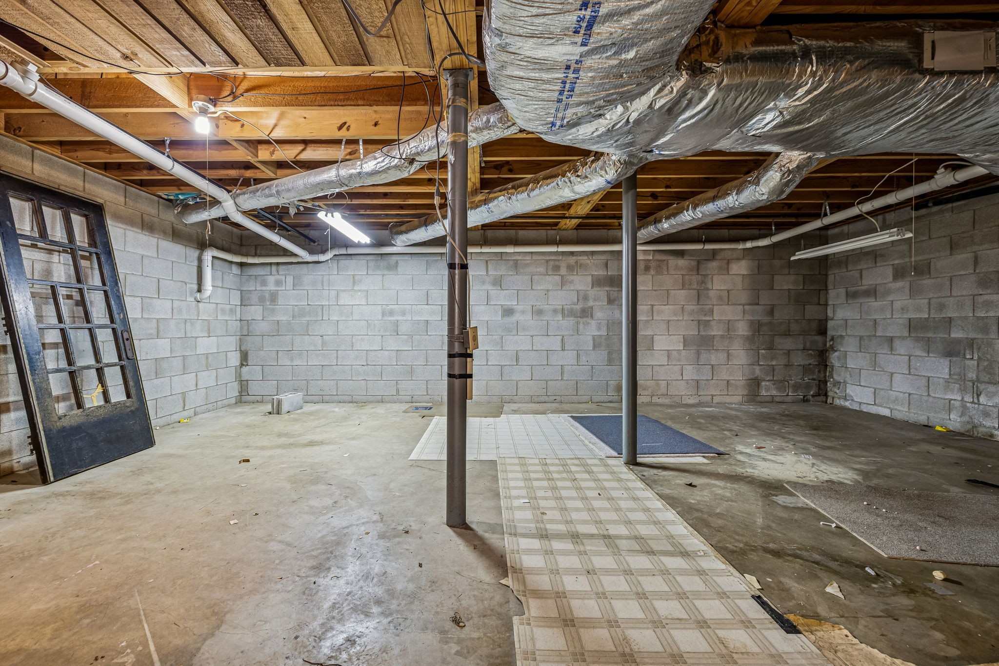 5414 Hill Rd Circle Nashville, TN 37220 - Photo 37 of 51 a view of an empty room