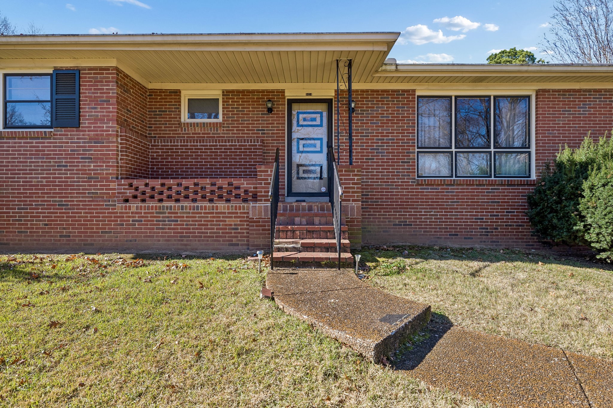 5414 Hill Rd Circle Nashville, TN 37220 - Photo 5 of 51 a front view of a house with a yard