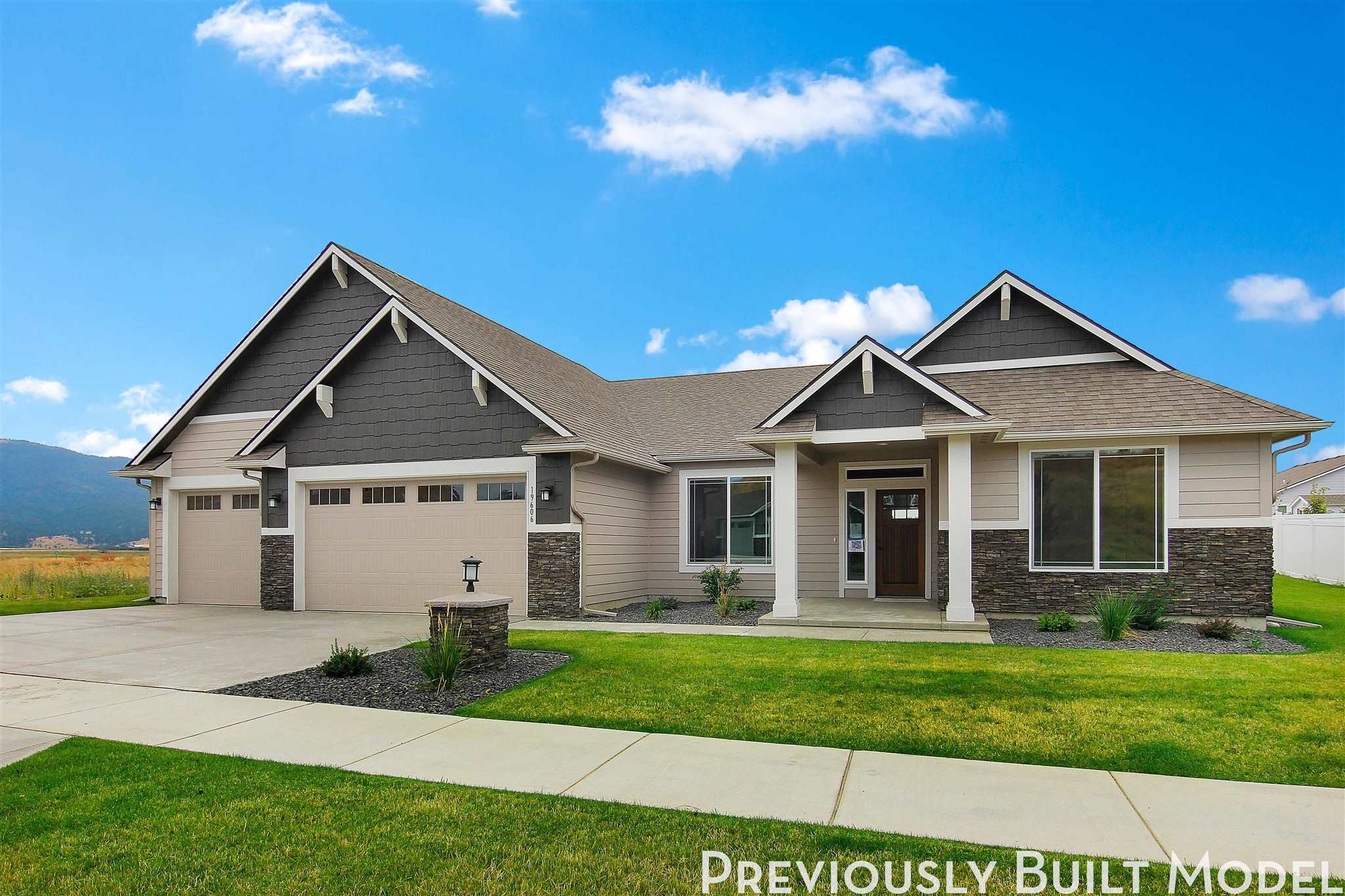 1408 South Meyers Road Spokane Valley, WA 99016 - Photo 1 of 40 Gallery Image 1