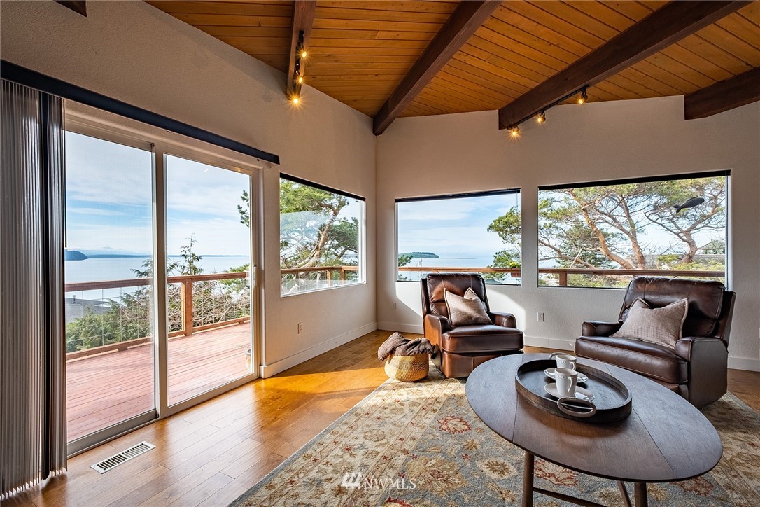 192 Victoria Loop Port Townsend, WA 98368 - Photo 11 of 40 Gallery Image 11