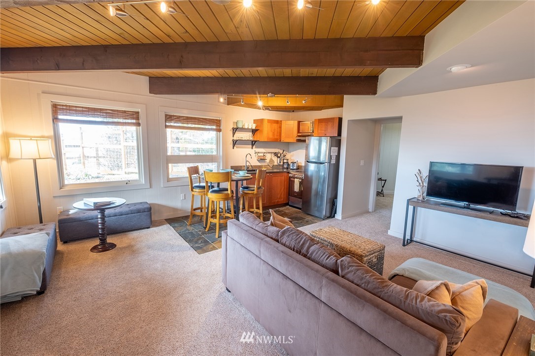 192 Victoria Loop Port Townsend, WA 98368 - Photo 17 of 40 Gallery Image 17