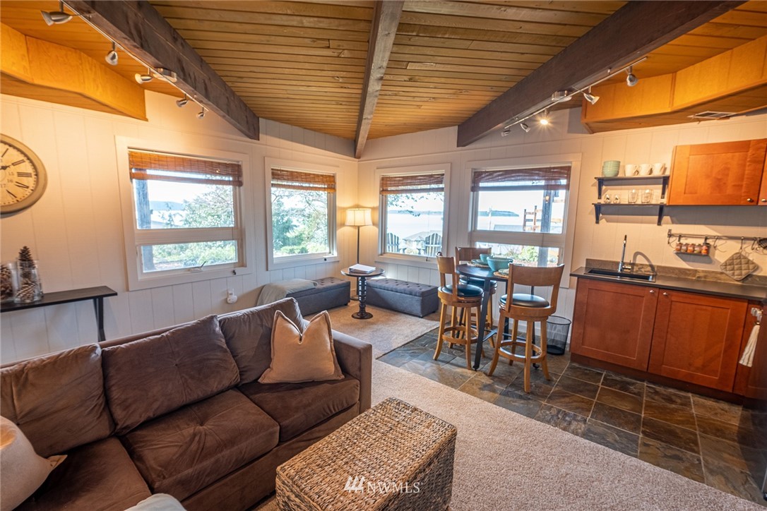 192 Victoria Loop Port Townsend, WA 98368 - Photo 18 of 40 Gallery Image 18