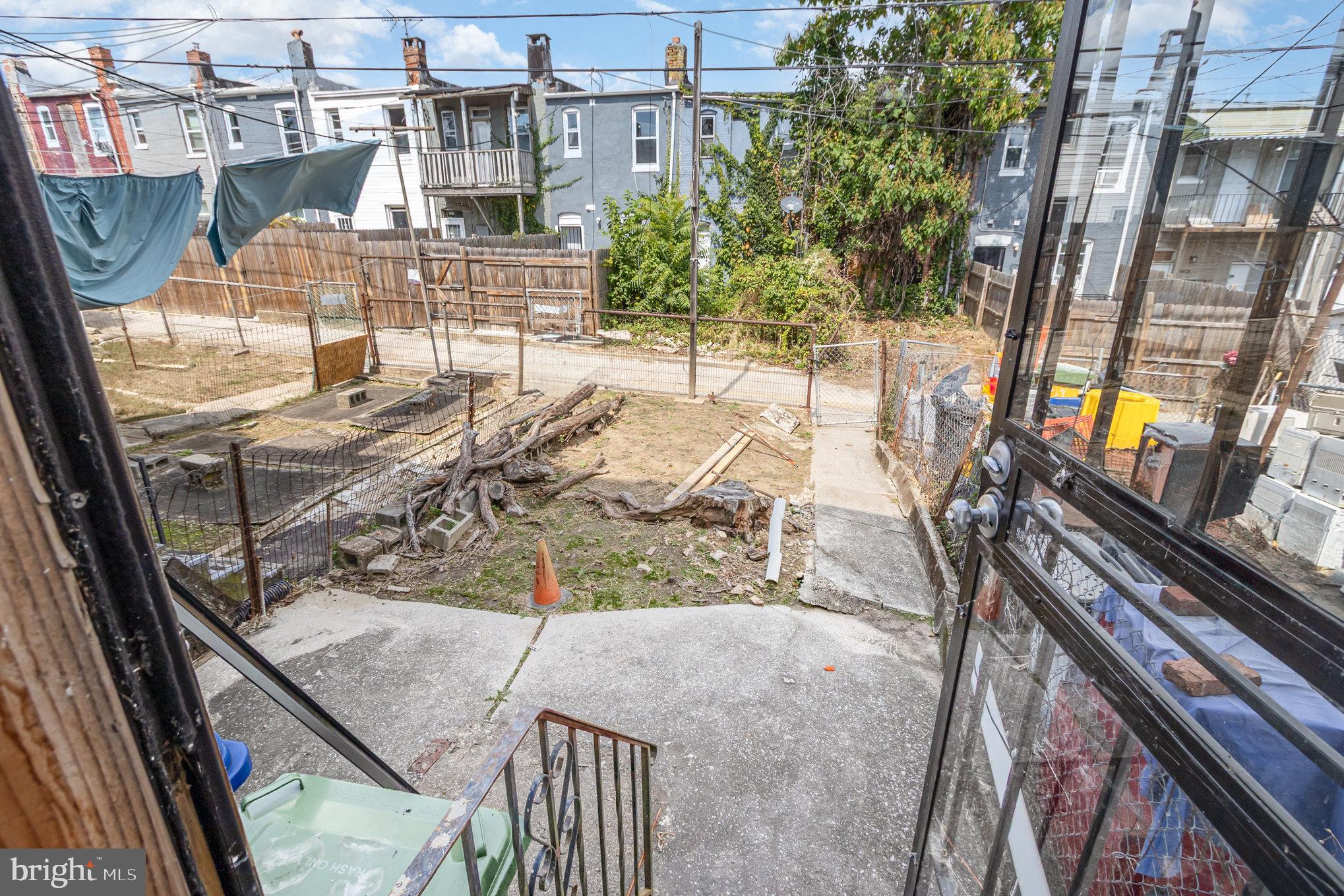 2544 West Fairmount Avenue Baltimore, MD 21223 - Photo 20 of 20 a view of a balcony with chairs