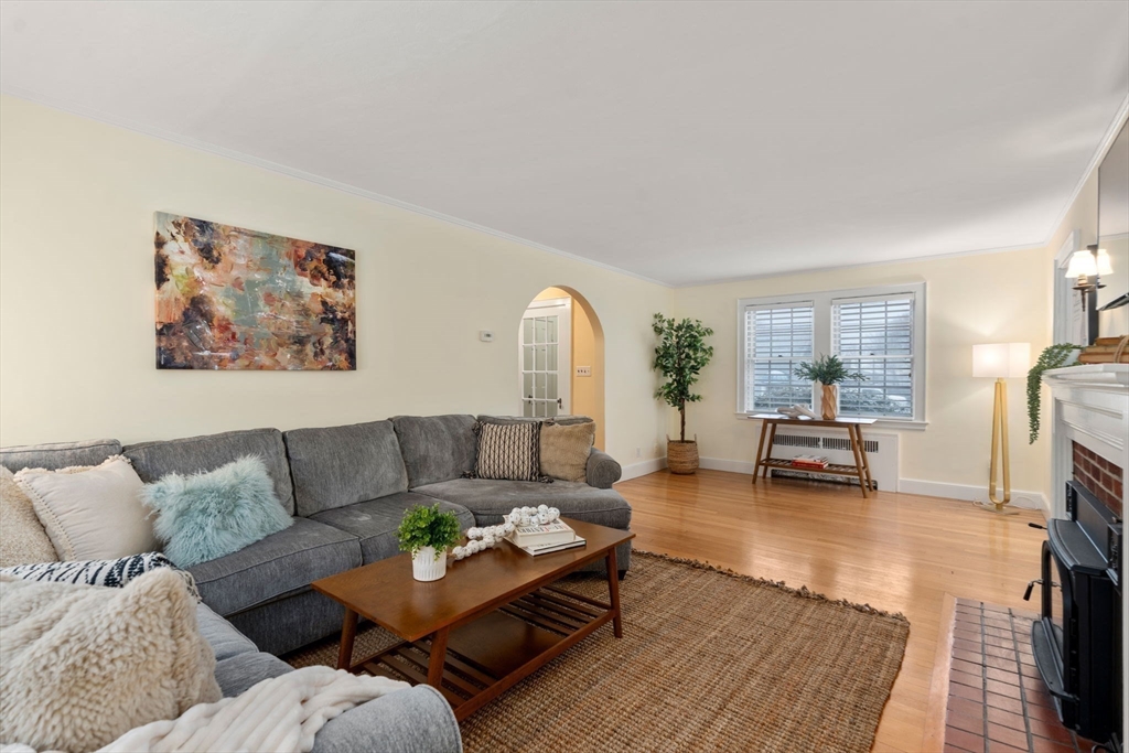 58 Morton Street Needham, MA 02494 - Photo 5 of 26