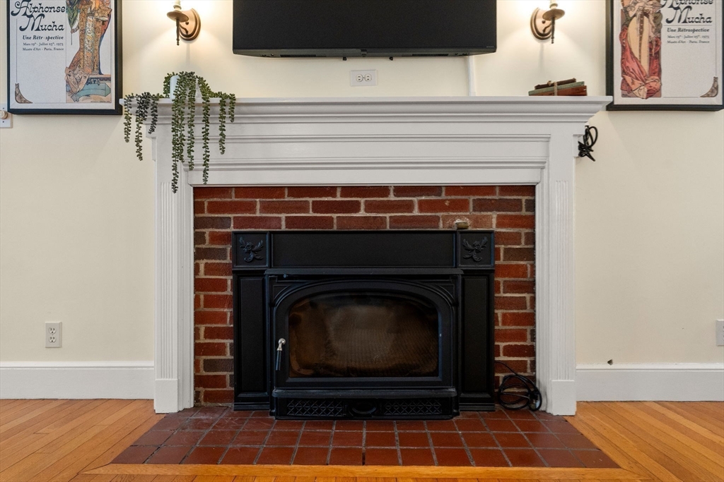 58 Morton Street Needham, MA 02494 - Photo 8 of 26