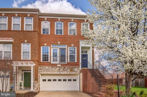 $750,000 | 43164 Crosswind Terrace, Broadlands, VA 20148