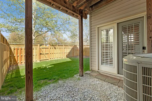 $750,000 | 43164 Crosswind Terrace, Broadlands, VA 20148