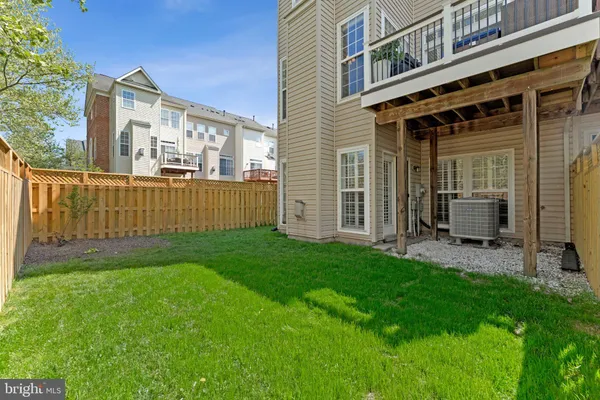 $750,000 | 43164 Crosswind Terrace, Broadlands, VA 20148