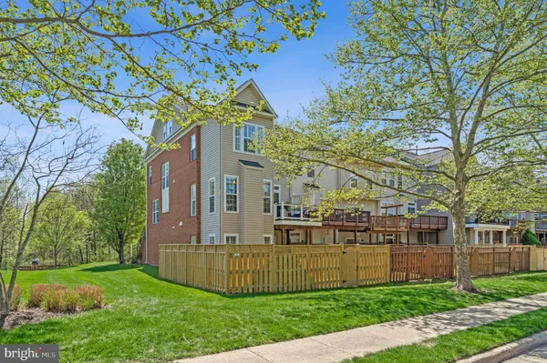 $750,000 | 43164 Crosswind Terrace, Broadlands, VA 20148
