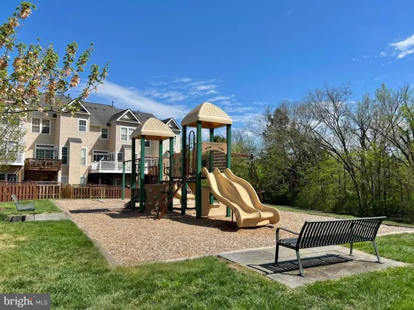 $750,000 | 43164 Crosswind Terrace, Broadlands, VA 20148