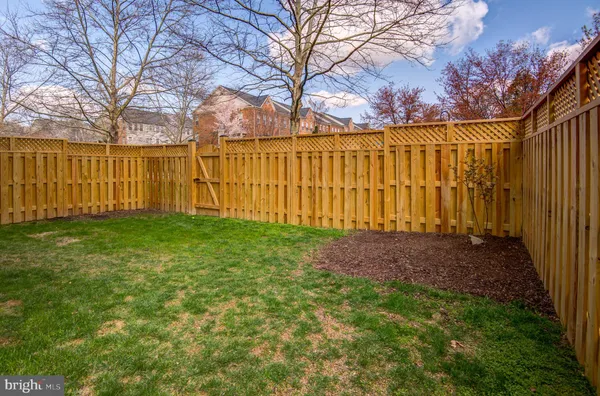 $750,000 | 43164 Crosswind Terrace, Broadlands, VA 20148