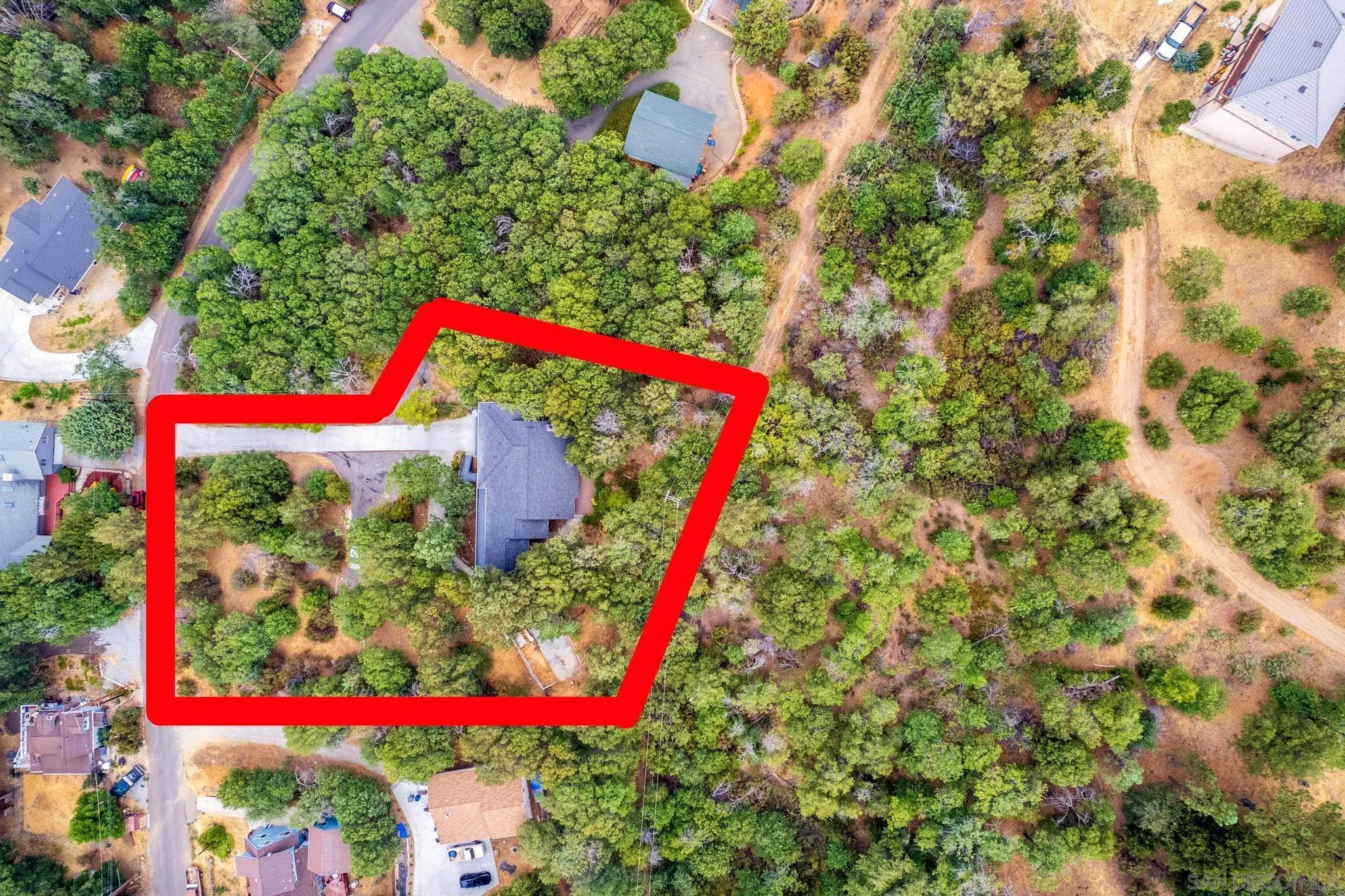 859 Pine Cone Drive Julian, CA 92036 - Photo 35 of 43 a view of a bird bath room