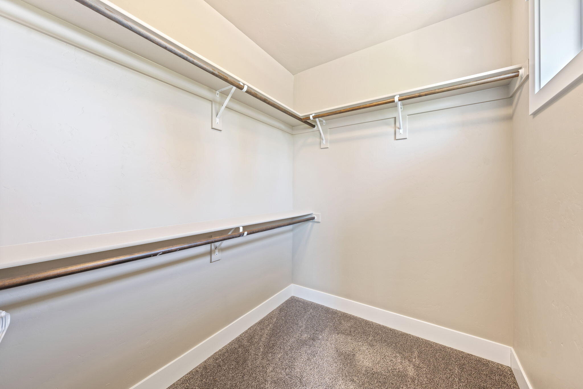 19692 Aspen Ridge Drive Bend, OR 97702 - Photo 27 of 57 55-web-or-mls-Riley Visuals-55
