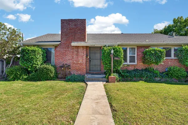 $327,977 | 1028 B Street, Yuba City, CA 95991
