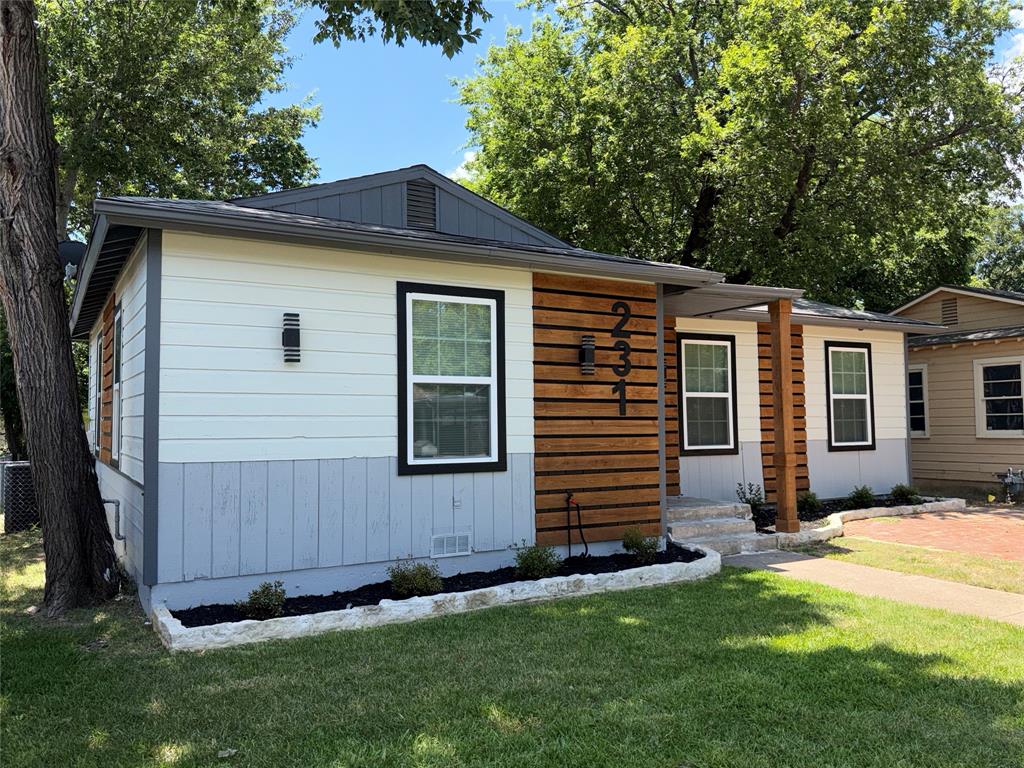 231 Elm Street Hurst, TX 76053 - Photo 2 of 21