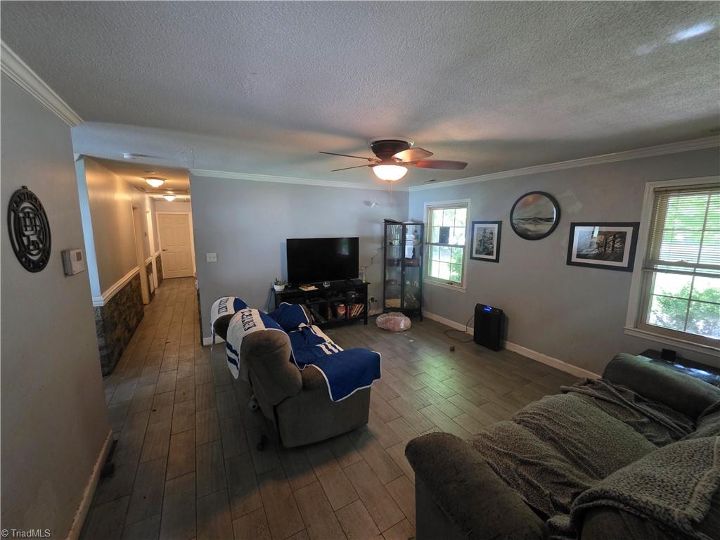 2945 Kecoughtan Road Pfafftown, NC 27040 - Photo 27 of 38
