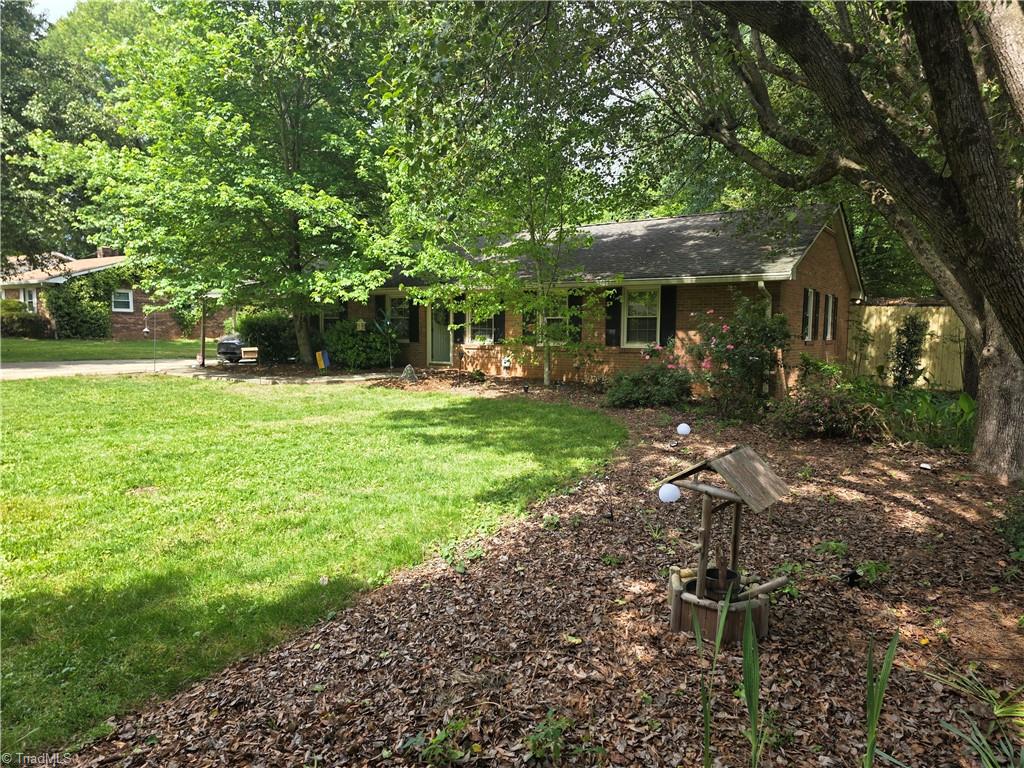 2945 Kecoughtan Road Pfafftown, NC 27040 - Photo 3 of 38