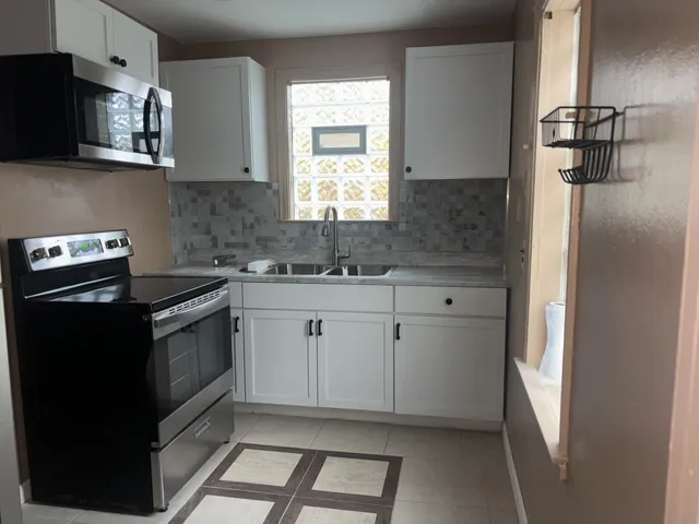 $1,250 | 18089 Schaefer Highway, Detroit, MI 48235