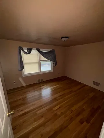 $1,250 | 18089 Schaefer Highway, Detroit, MI 48235