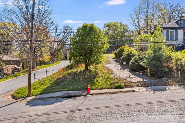 $150,000 | 99999 Depot Street, Asheville, NC 28801