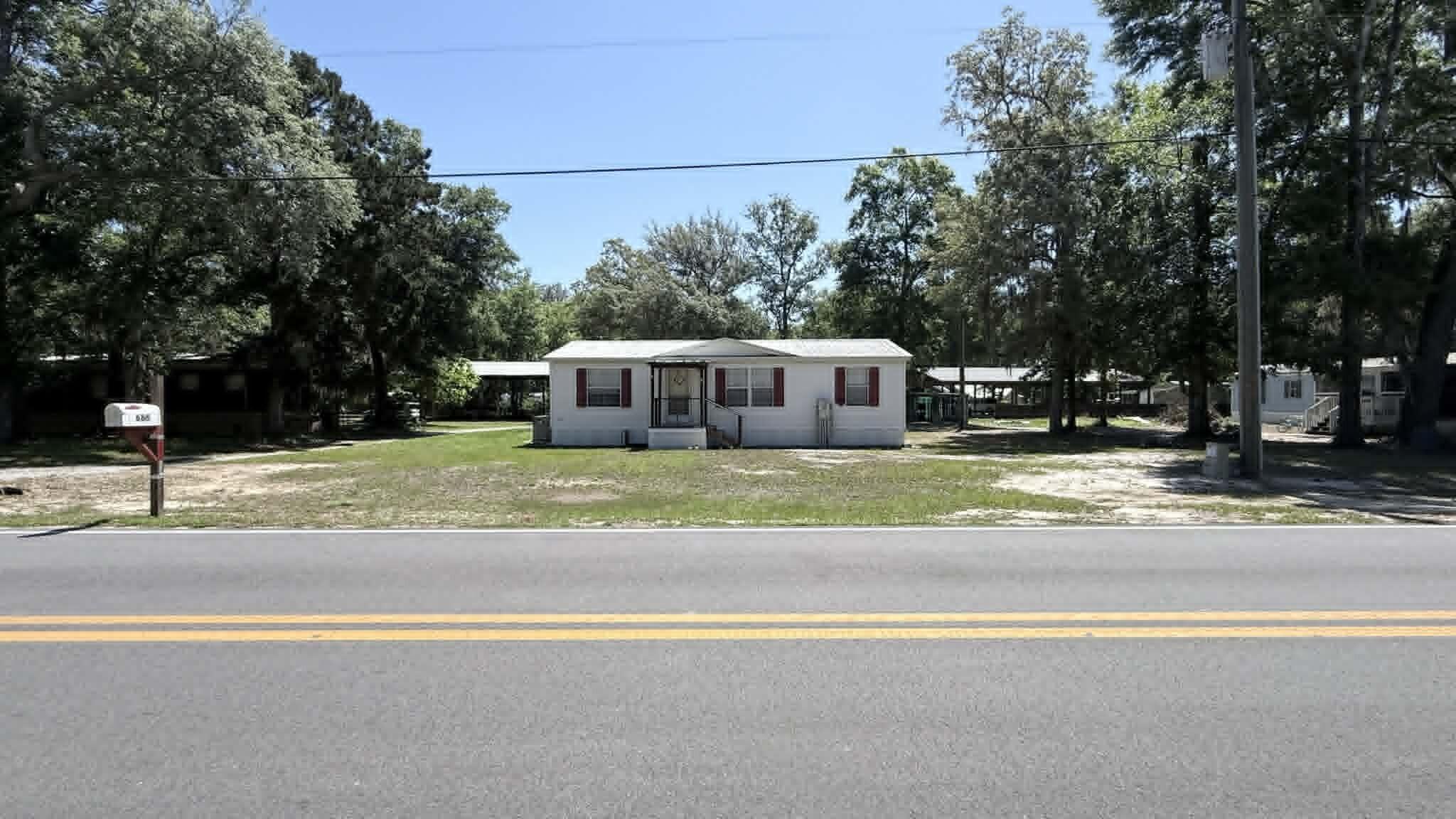 685 McDaniels Fishcamp Road Freeport, FL 32439 - Photo 29 of 33 7f152a9b-7ed6-4baf-8baa-65dbe10c7e0f