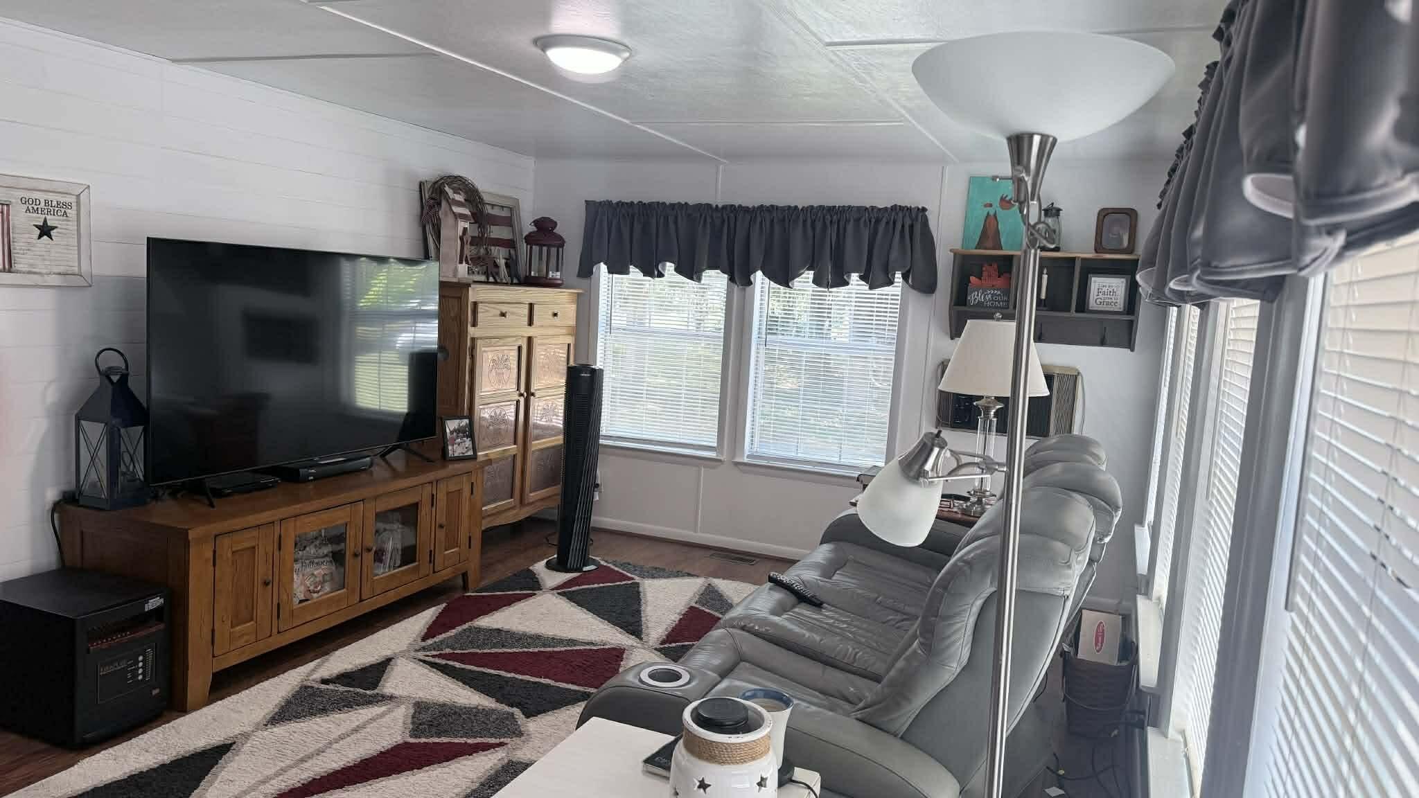 685 McDaniels Fishcamp Road Freeport, FL 32439 - Photo 5 of 33 0d721b56-10c9-4ccf-b4d8-1d85064993e5