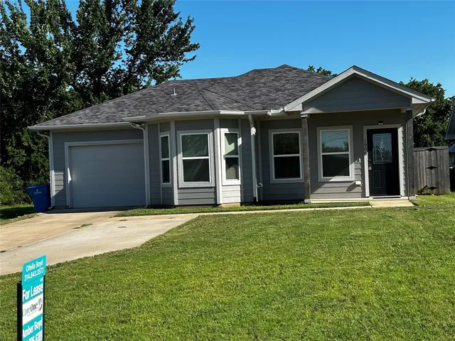 $1,650 | 1908 Elizabeth Street, Sherman, TX 75090