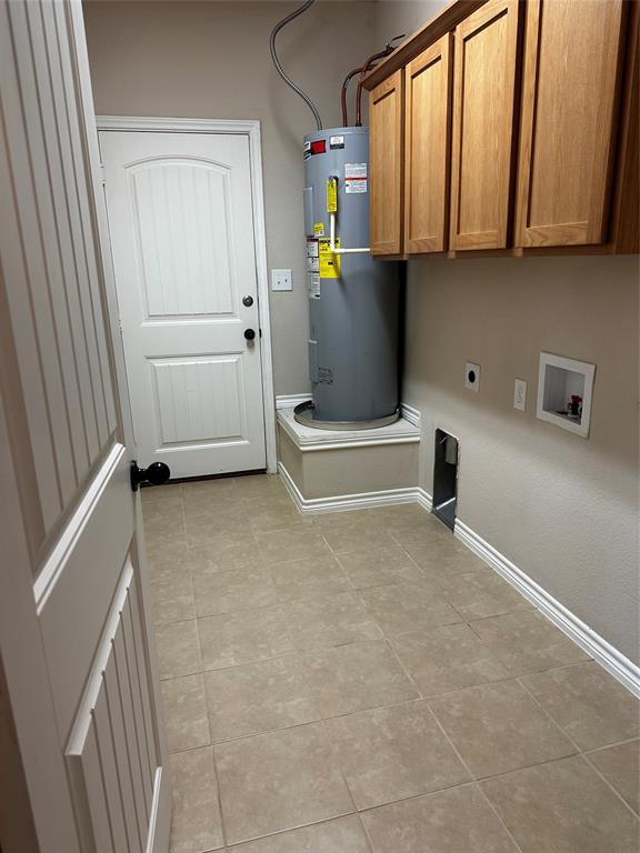 1908 Elizabeth Street Sherman, TX 75090 - Photo 14 of 17 a view of kitchen with utility area