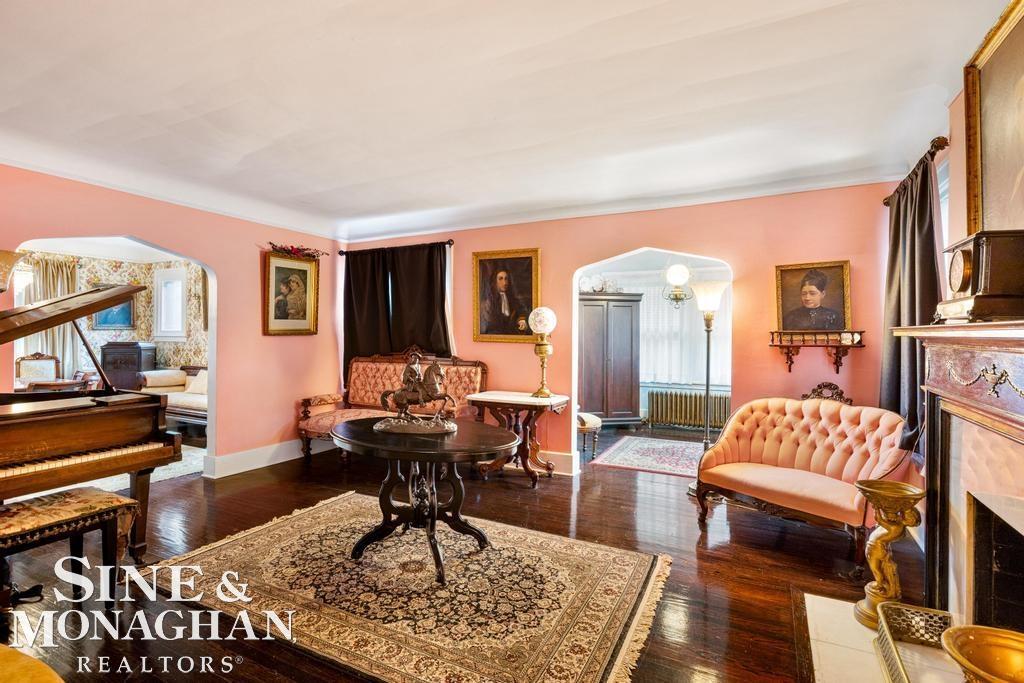 1410 Buckingham Road Grosse Pointe Park, MI 48230 - Photo 5 of 41