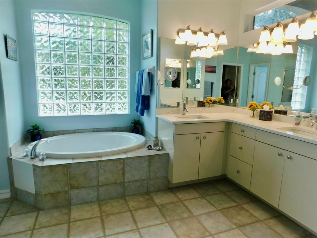522 Pine Ranch East Road Osprey, FL 34229 - Photo 17 of 35 Gallery Image 17