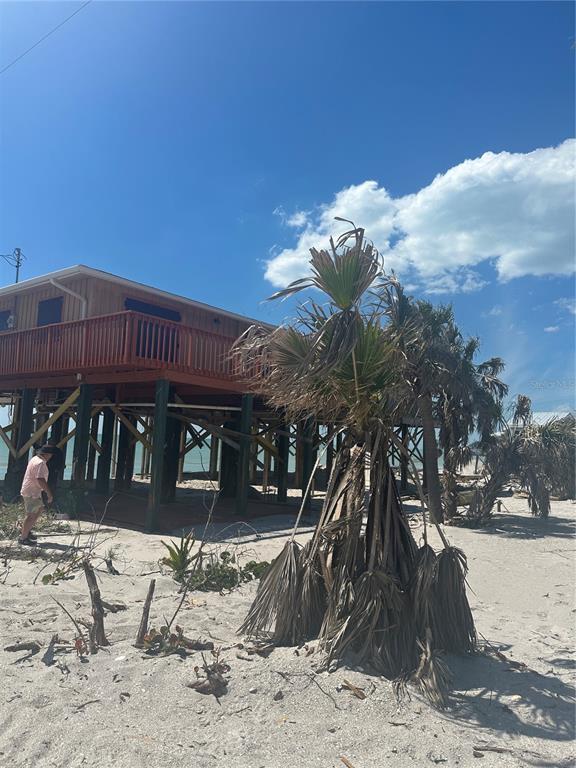 8598 Marsh Street Boca Grande, FL 33921 - Photo 2 of 10 a view of a house with a snow