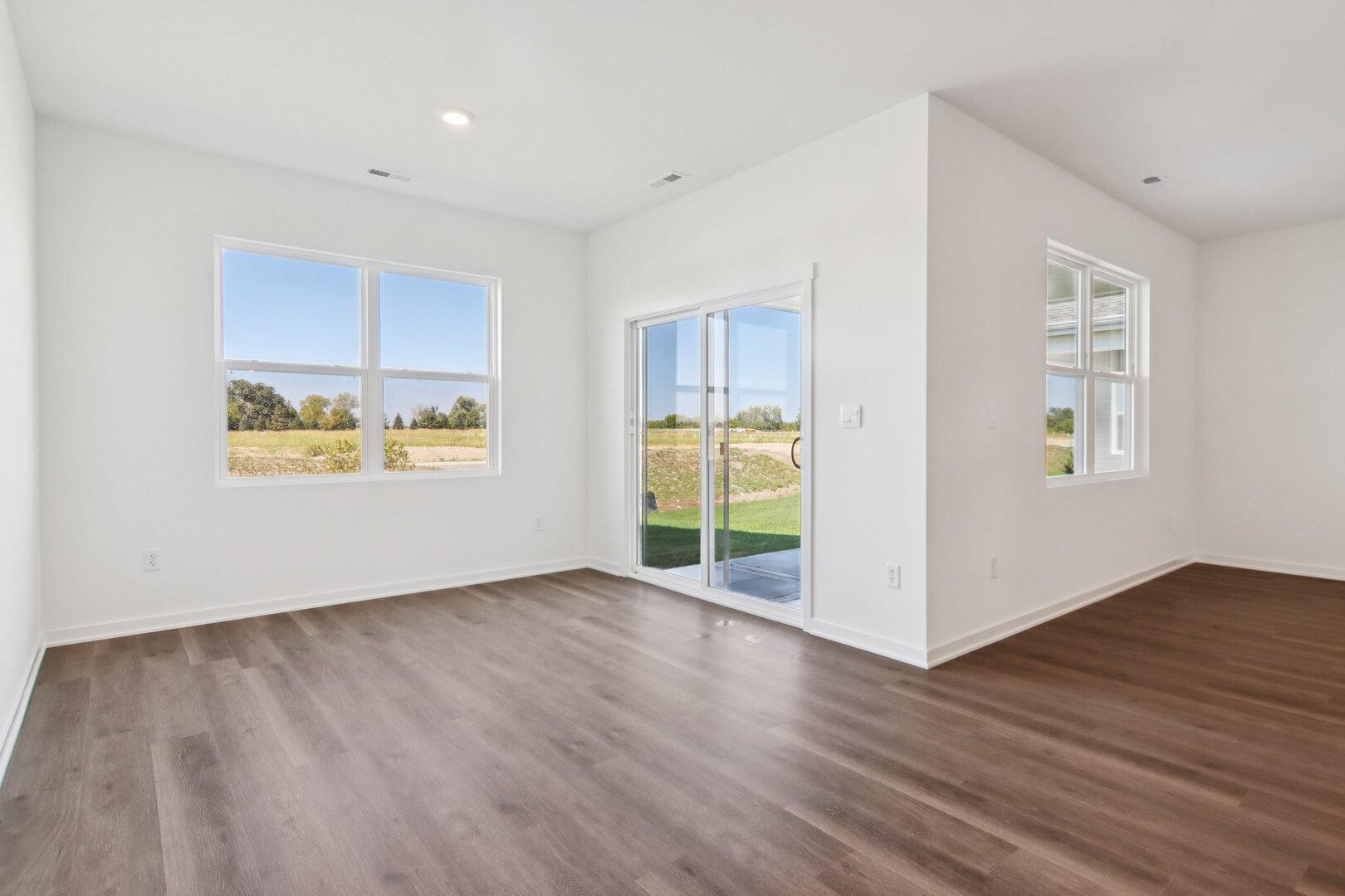 17501 West Windemere Circle Lockport, IL 60441 - Photo 7 of 23