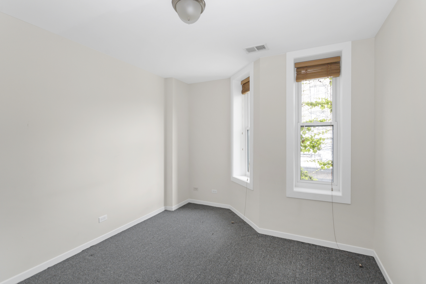 1333 West Taylor Street, Unit 2 Chicago, IL 60607 - Photo 12 of 22 a view of a window in an empty room