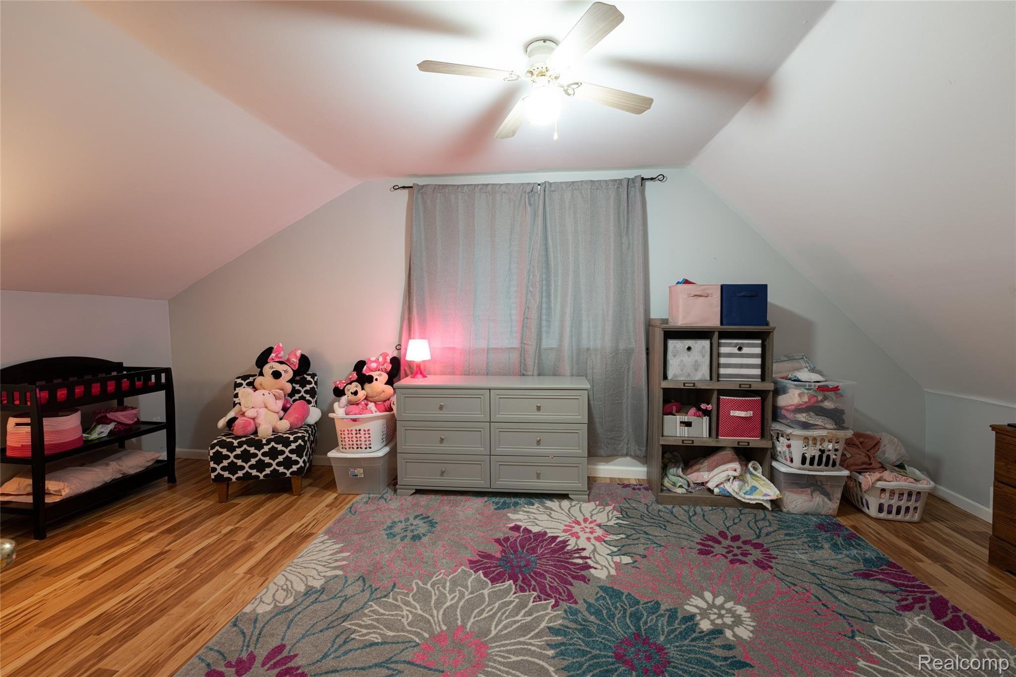 6565 Pinckney Road Pinckney, MI 48169 - Photo 13 of 22 B9BFEB00-47CE-429E-AAF7-F85999CC95D1.jpeg