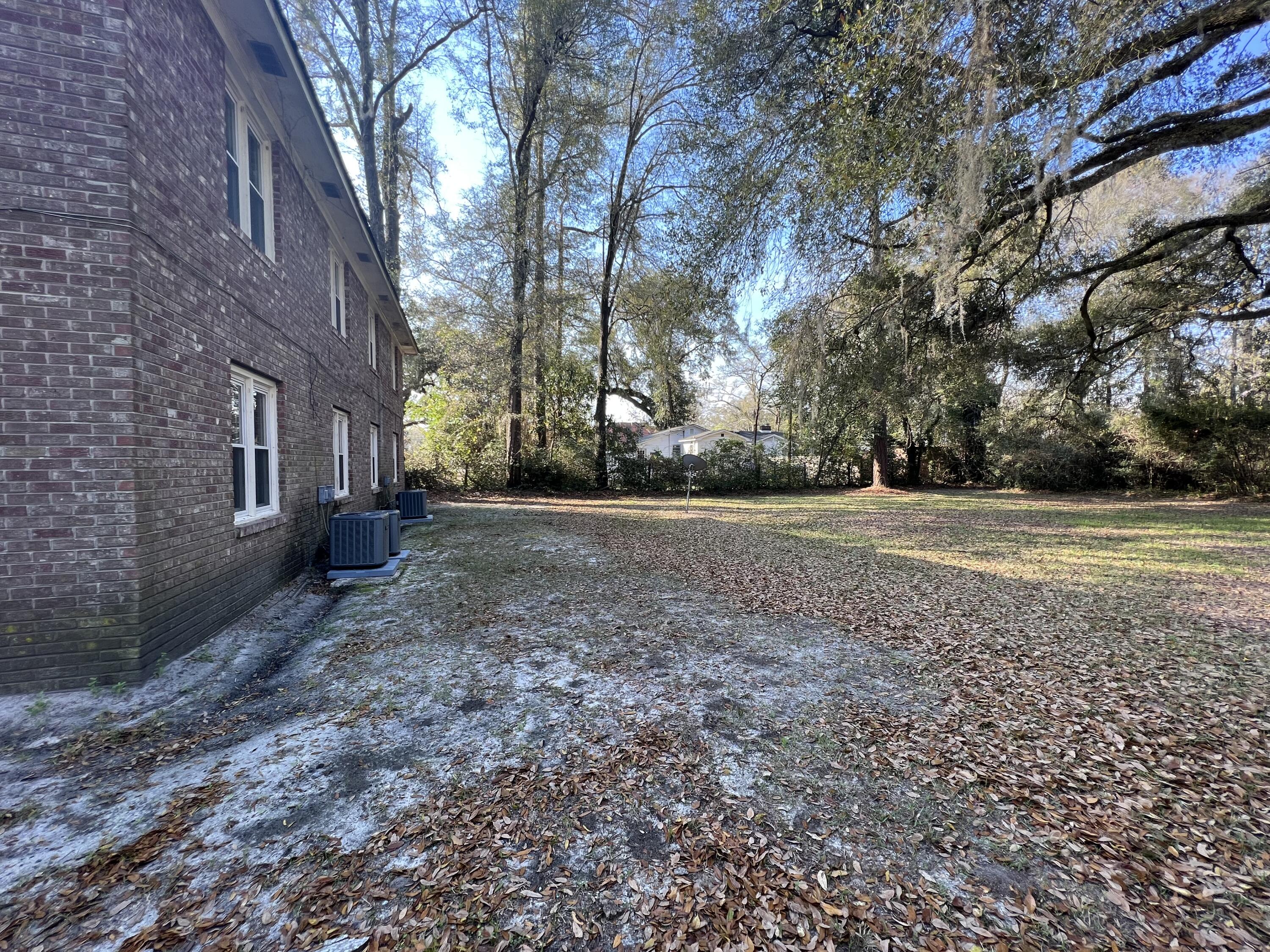 109 South Miller Street, Unit B Walterboro, SC 29488 - Photo 14 of 15 IMG_1660