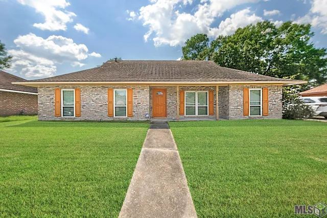 $215,000 | 3441 Lava Beds Drive, Baton Rouge, LA 70814