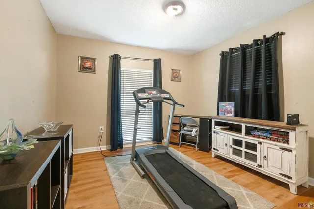 $215,000 | 3441 Lava Beds Drive, Baton Rouge, LA 70814