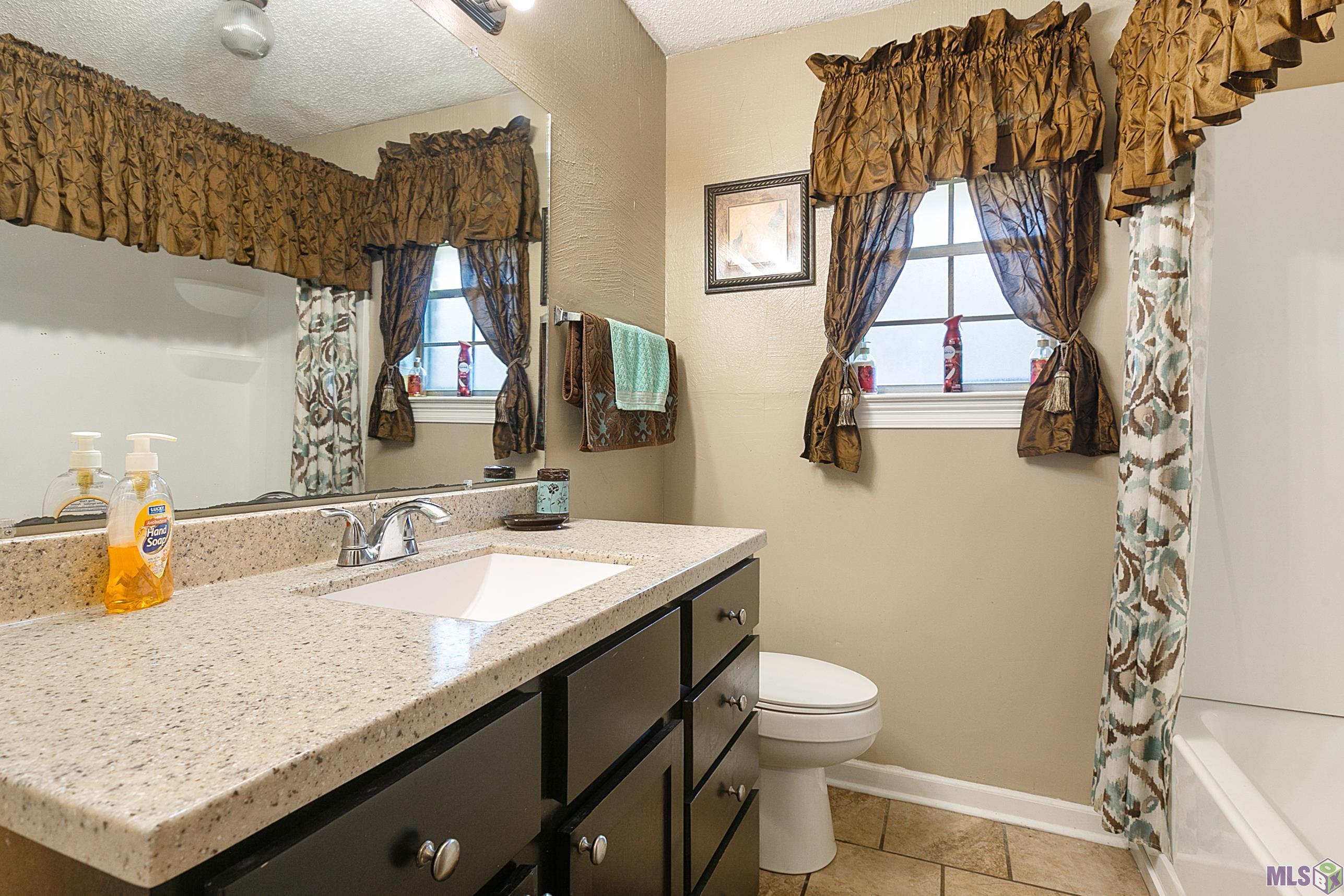 3441 Lava Beds Drive Baton Rouge, LA 70814 - Photo 10 of 12