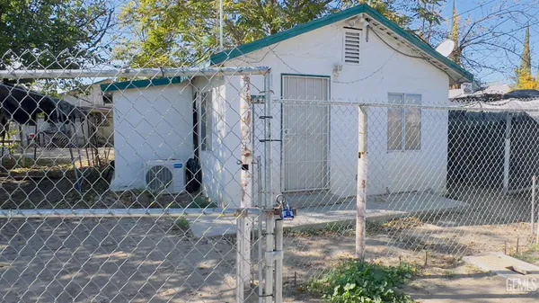 a backyard of a house