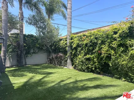 $7,500 | 12913 Gilmore Avenue, Los Angeles, CA 90066