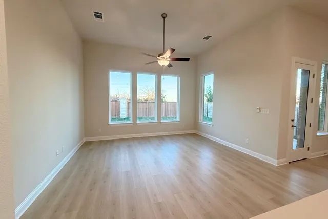 $358,240 | 1008 Stonehill Drive, Georgetown, TX 78633