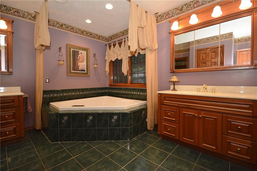 425 Kelly Road Washington, PA 15301 - Photo 13 of 24 Gallery Image 13