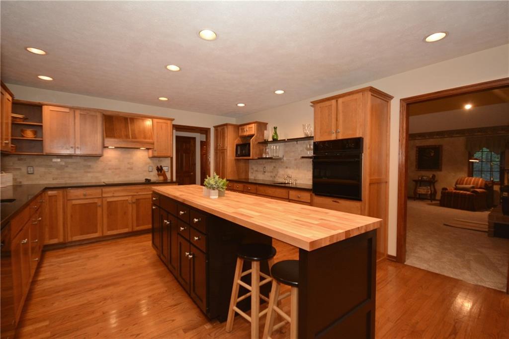 425 Kelly Road Washington, PA 15301 - Photo 5 of 24 Gallery Image 5