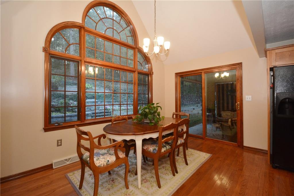 425 Kelly Road Washington, PA 15301 - Photo 8 of 24 Gallery Image 8