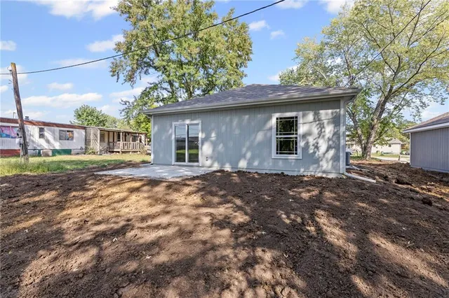 $199,900 | 628 Monroe Street, Pomona, KS 66076