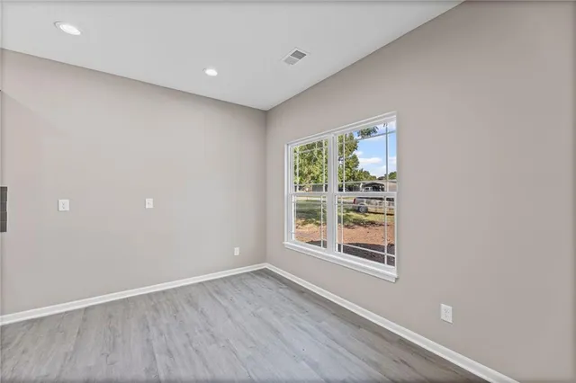 $199,900 | 628 Monroe Street, Pomona, KS 66076