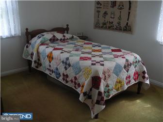 31 Duncan Lane Springfield, PA 19064 - Photo 7 of 11 Bedroom 2